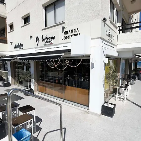 Davinci Seaview 2bdr Makenzy Apartment Larnaca