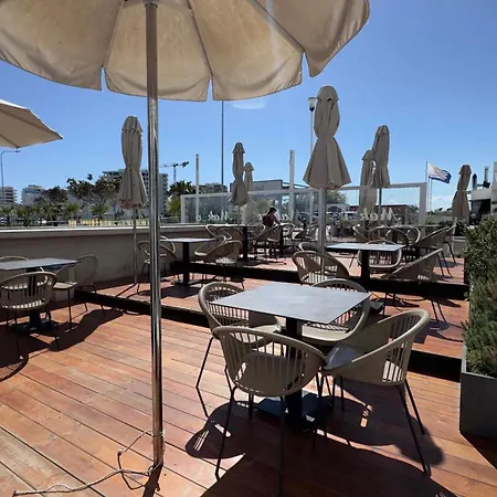 Davinci Seaview 2bdr Makenzy